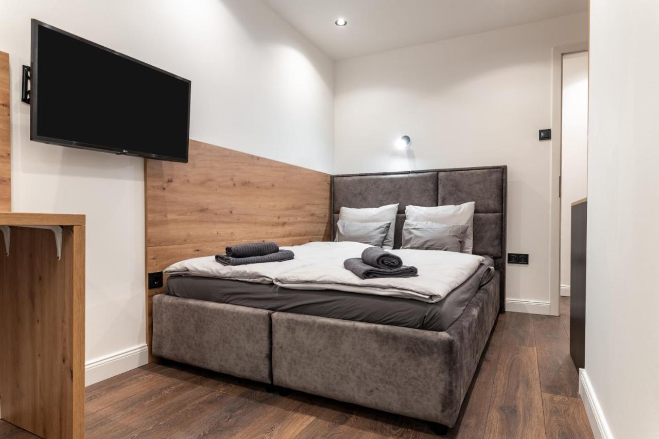 Downtown Luxury By Stlcz With 2 Bathrooms Budapest Exterior foto